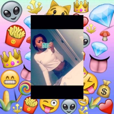 instagram: yvngxlae