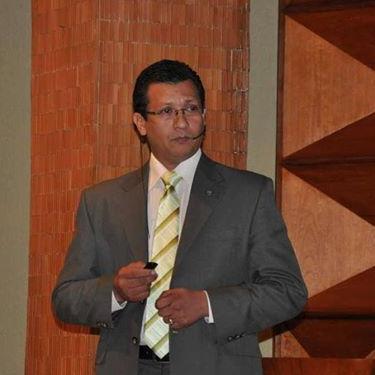 Doctorando en Patrimonio Cultural,Magister en Administración; Esp. en Gestión y Control de las Finanzas Públicas; Esp. en Participación en Políticas Públicas.