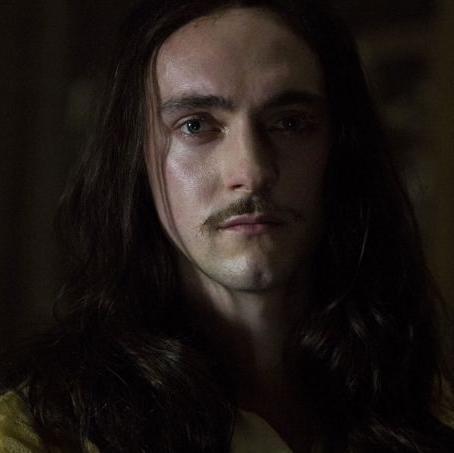 La homosexualidad de mi hermano crispa mis nervios. #VersaillesRol