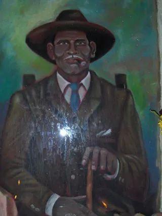 yo soy el castigó de dios, si no hubieras cometido sacrilegio en contra de el, dios no hubiera mandado un castigo como yo sobre ti.