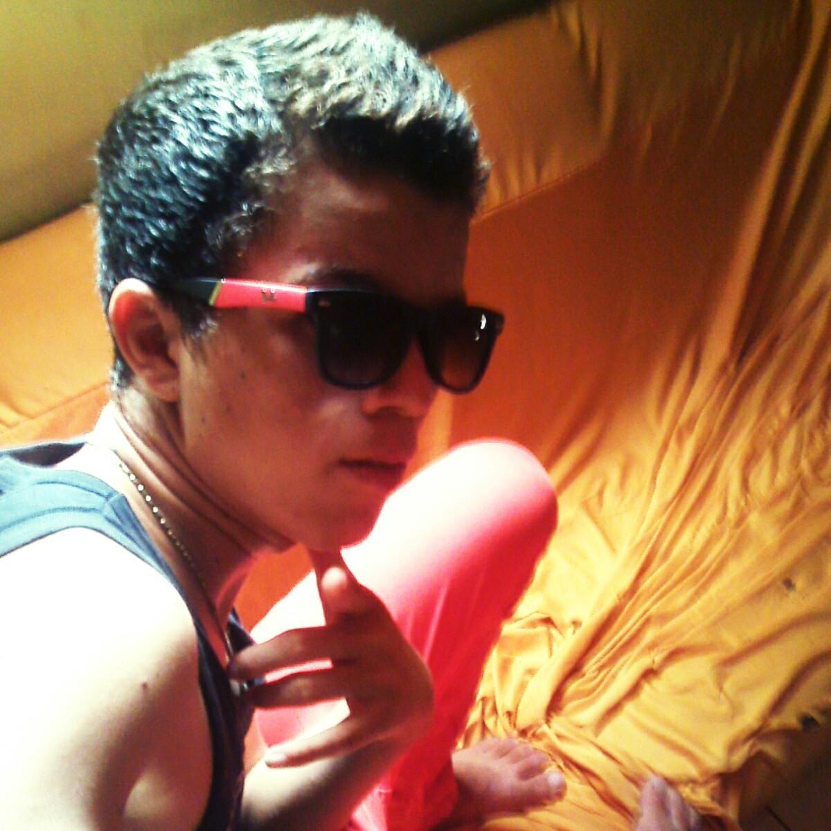 CSdbMOfvMYvTzd3's profile picture. 