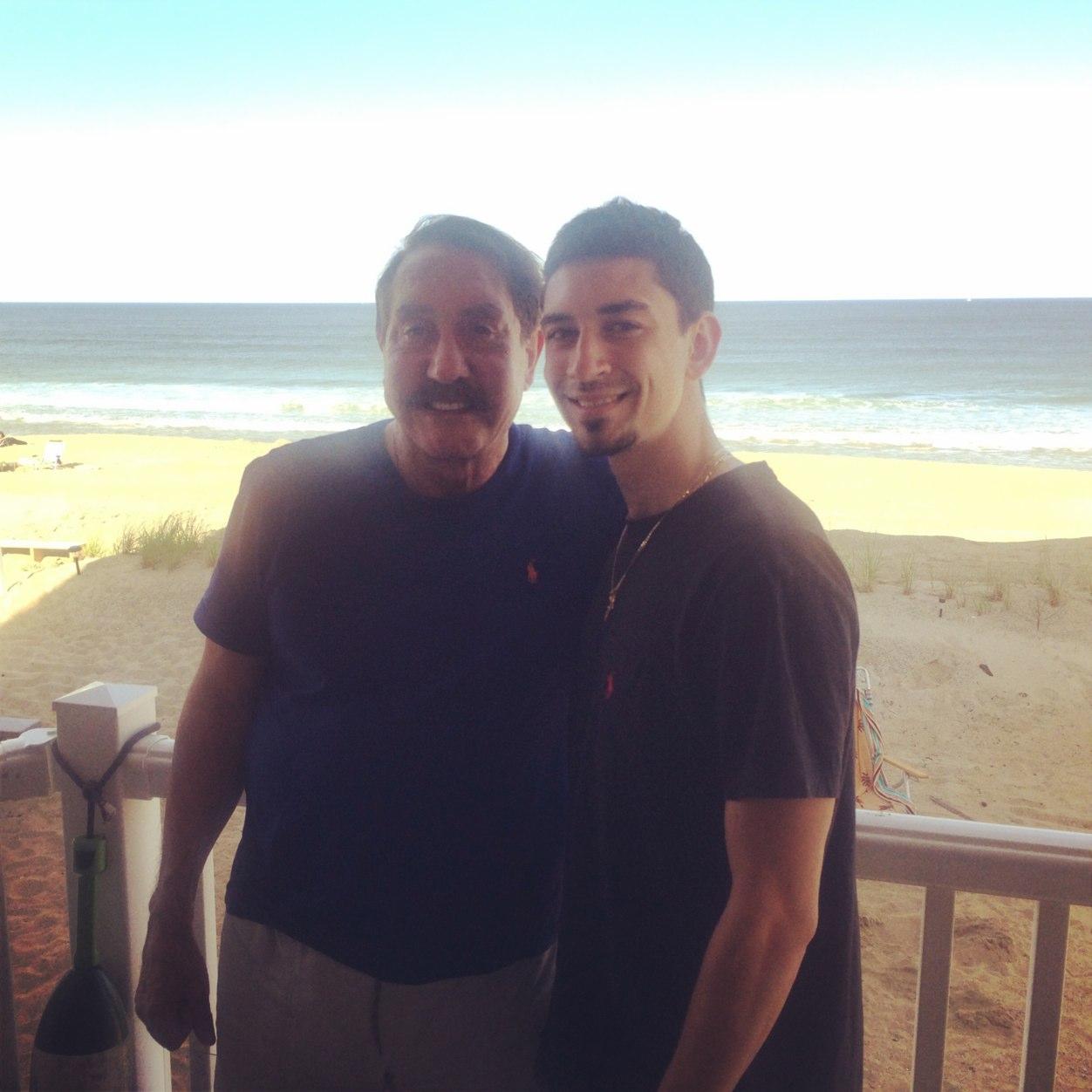 Derek_Samia's profile picture. 