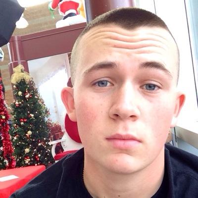 MacDaddy_Miller's profile picture. I do spy shit ✨Laugh, love, live✨