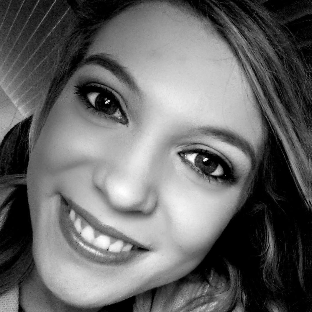 Being yourself the the prettiest thing a person can be.