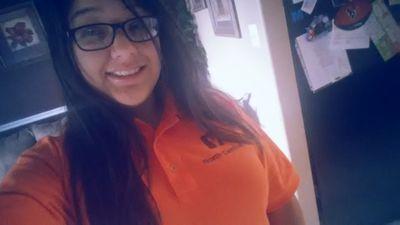 i go to yes perp and im h-town and im single hmu oh and snapchat me at loveyou1j5914