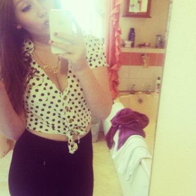 khloangel's profile picture. 