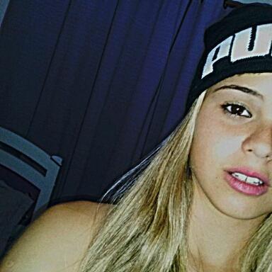 Não olhe para baixo, DEUS ESTÁ EM CIMA!Sou fan de Zac Efron,Justin Bieber,Vanessa H.Never say never e always believe.Gosto de esportes