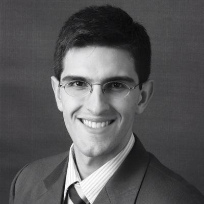 Engenheiro, casado, apaixonado pela vida... Hoje vivo plugado, ligado em tecnologia e inovação, fã de grandes idéias e filosofias, e santista de terra e time