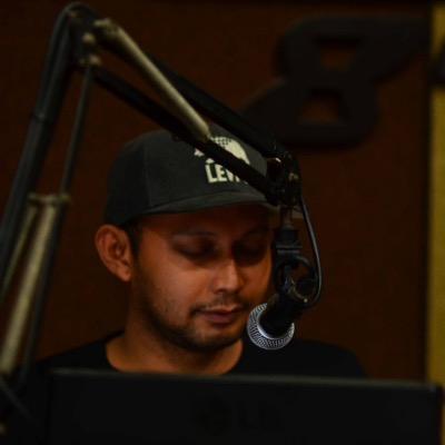 ayiik910's profile picture. akun twitter jadi akun komplain-komplainan aja jadinya ya...