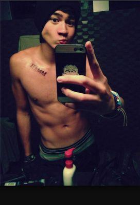 Sup!! Love 5sosnOned ♥♡♥♡ BUT ONE THNG U HAVE TO KNO...CALUMnZAYN MINE♥♡♥♡♥♡