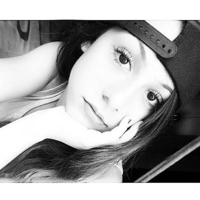 Gaúcha- BR ☮
Instagram: naty_pirez