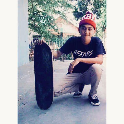 Living the dream sheffield                     skateboarding & beatyoudown