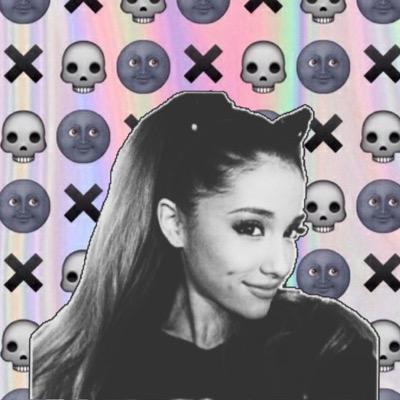 ☹/ariana ♥︎mirror , mirror on the wall , ariana slays so fuck you all♥︎
