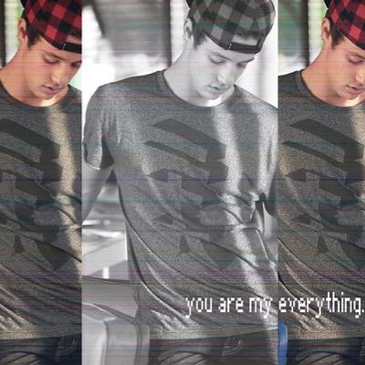 IF YOUR PROUD OF CAM RT/FAV OR COMMENT MAYBE HE WILL SEE IT!! https://t.co/kESYSK3LHY