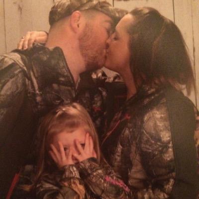 I am a towboaters woman! ⚓️❤️ I love my man with all my heart! I have a precious little girl who is my heart & soul!