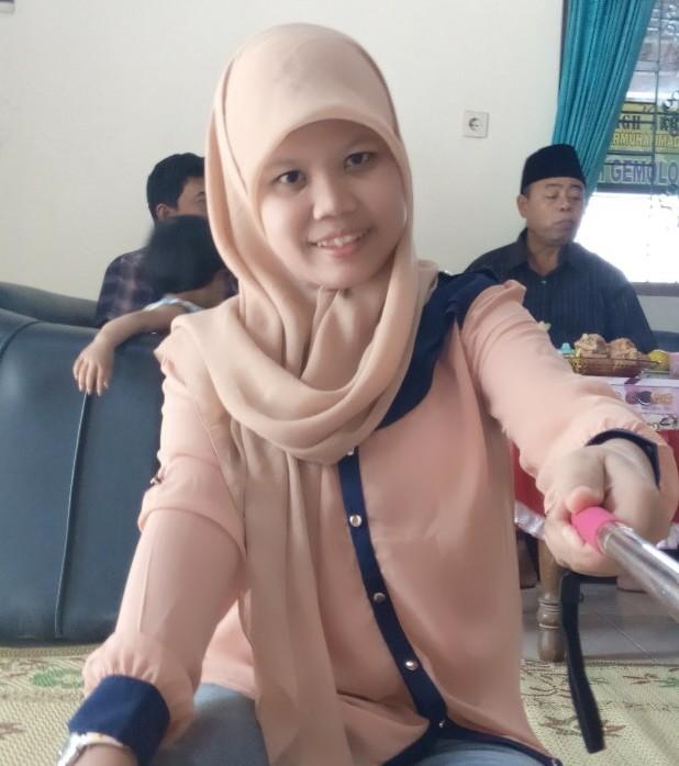 ElmiraEga's profile picture. 