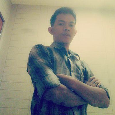 Untuk Menjadi diri sendiri itu sulit rupanya. gk seperti yg kita byngkan