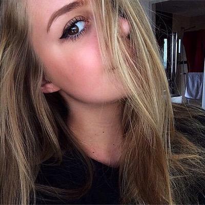 follow @dourkyharry if youre not a loser!