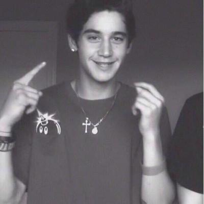 i just gave you a free follow so you should go follow @SASSY4BEAU
