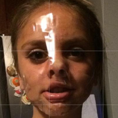 MeriSucks's profile picture. 