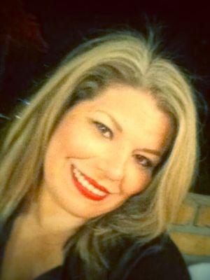 Profesora de la Unermb