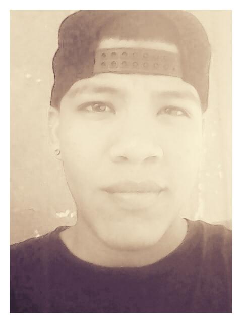 18.  Dotero profesional, Amante a la música, Gamer♥  22♥.