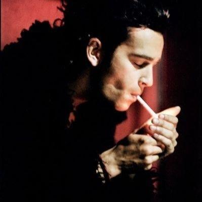 notheaIy's profile picture. Straight lines. Saved username for @notheaIy.