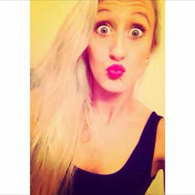 Lyxxx_'s profile picture. 