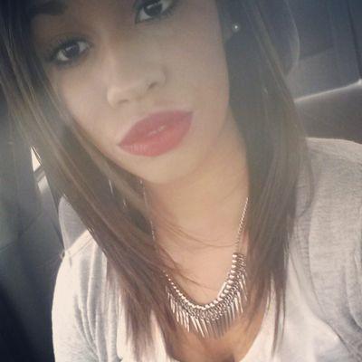 22...Proud Mommy ♡♥ Livin life, learning to love it :) instagram: _monae_renee ←turn it green ;)