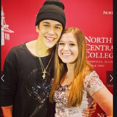 Old account was just @abbykaczmarek so i decided to make a fan page only!