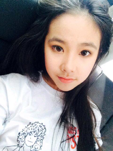 Me CHELSEADDICT,BLOVERS Keep suport @agathachelsea18 @bagasrds. 29750E57