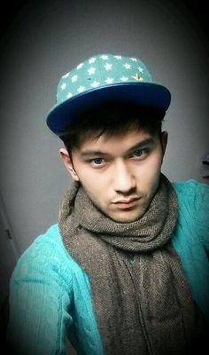 Abrorbek77's profile picture. 