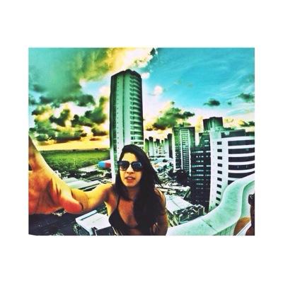 renatinhadg's profile picture. [enjoy your youth.]            instagram: renatinhag