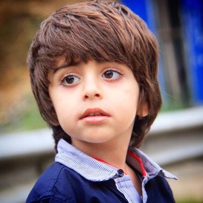آمنيتي صغيرهہ ، وهي آن يبقىٌ معيّ منَ آحبہ آلى'ء آن آفقد آنفآسي !