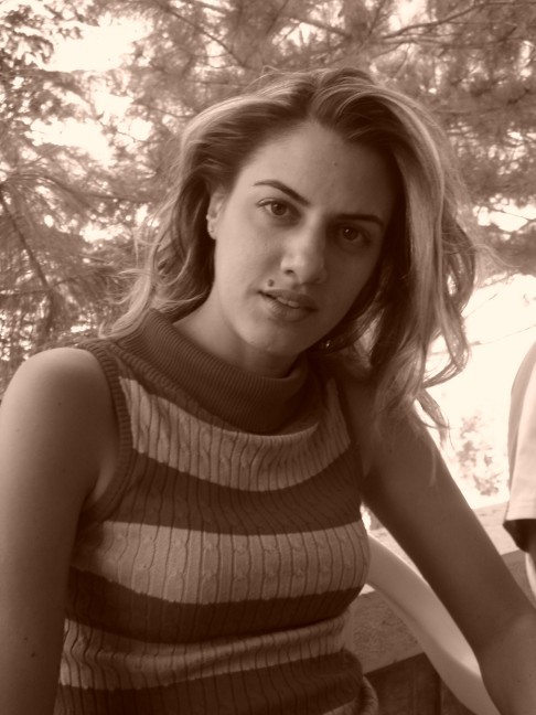 Nadynegh's profile picture. Think and live like there is no box...