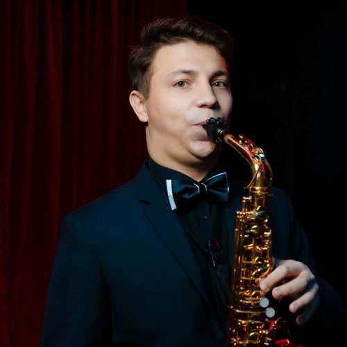 Grinch_sax's profile picture. Saxophone .проект LINSAX.  Живой саксофон- для живой вечеринки.