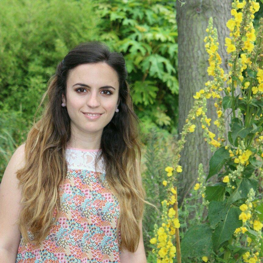 ¿Quieres algo? Entonces ve, y haz que pase, porque lo único que cae del cielo es la lluvia. Fisioterapeuta.