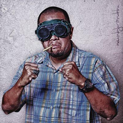 munkybrand's profile picture. Thunderdoodz is a freelance graphic designer, photographer, illustrator, struggling filmmaker, and all-around good guy.Oh, and he is not an actual monkey. ;p