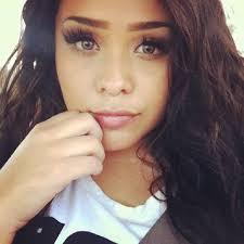 Michele Mahone followed me :) oh and im 17 ;)
