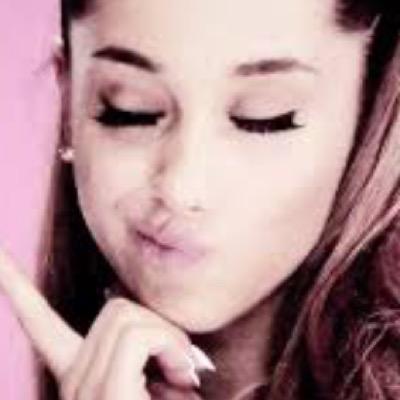 follow to @delevingneftsel , or uf , she's follow back♡