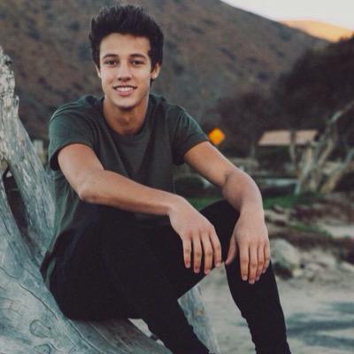 Cameron Dallas Fan Page! I love him!