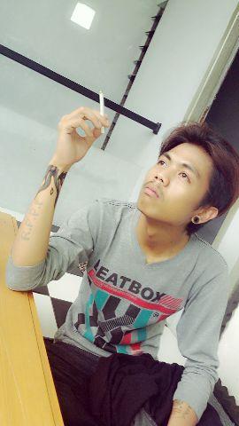 Part of @RuazBand & @JavazzOfficial|Work at RickHanes Guitars|☎0838544443545