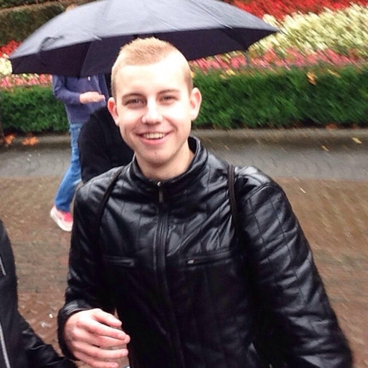 AlexxDAA's profile picture. MD