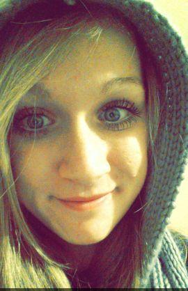 Maureen__x's profile picture. ☆ Live what you love__x ☆