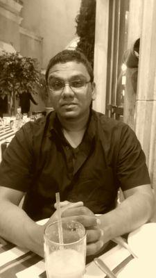 Leader, out of box thinker, adrenaline junkie, simple and direct with a crazy sense of humor.