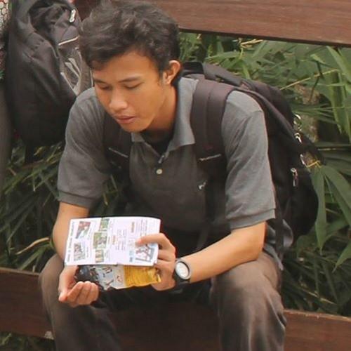 Dzikir, keep calm, and use repulsor rays ...