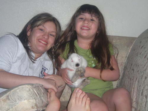 newmoon1233's profile picture. 