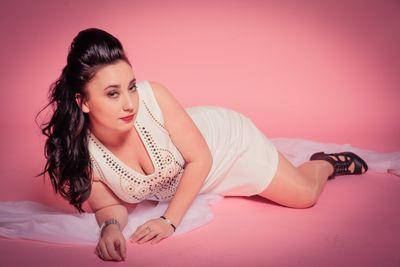 oceane13's profile picture. 