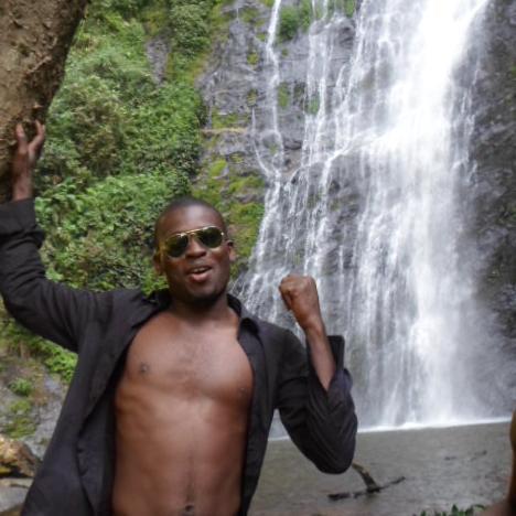 akabamathieu14's profile picture. 