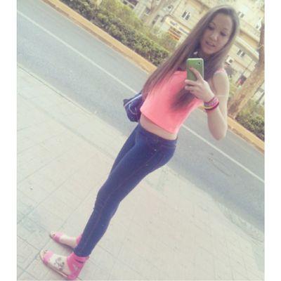 @gouhgarcia Tu chico te quiere .Instagram: miiirhernandez28       └A